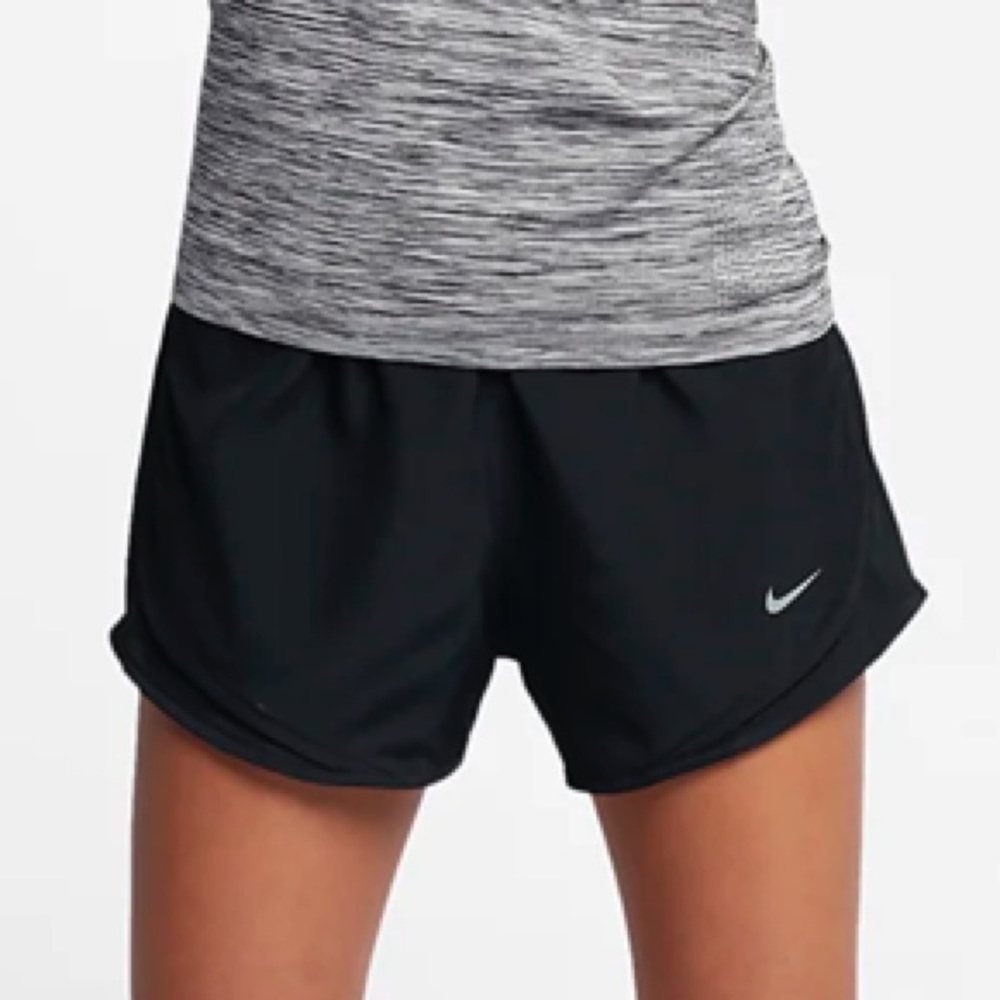 Nike Tempo dri-Fit Running Short Size L (large)
